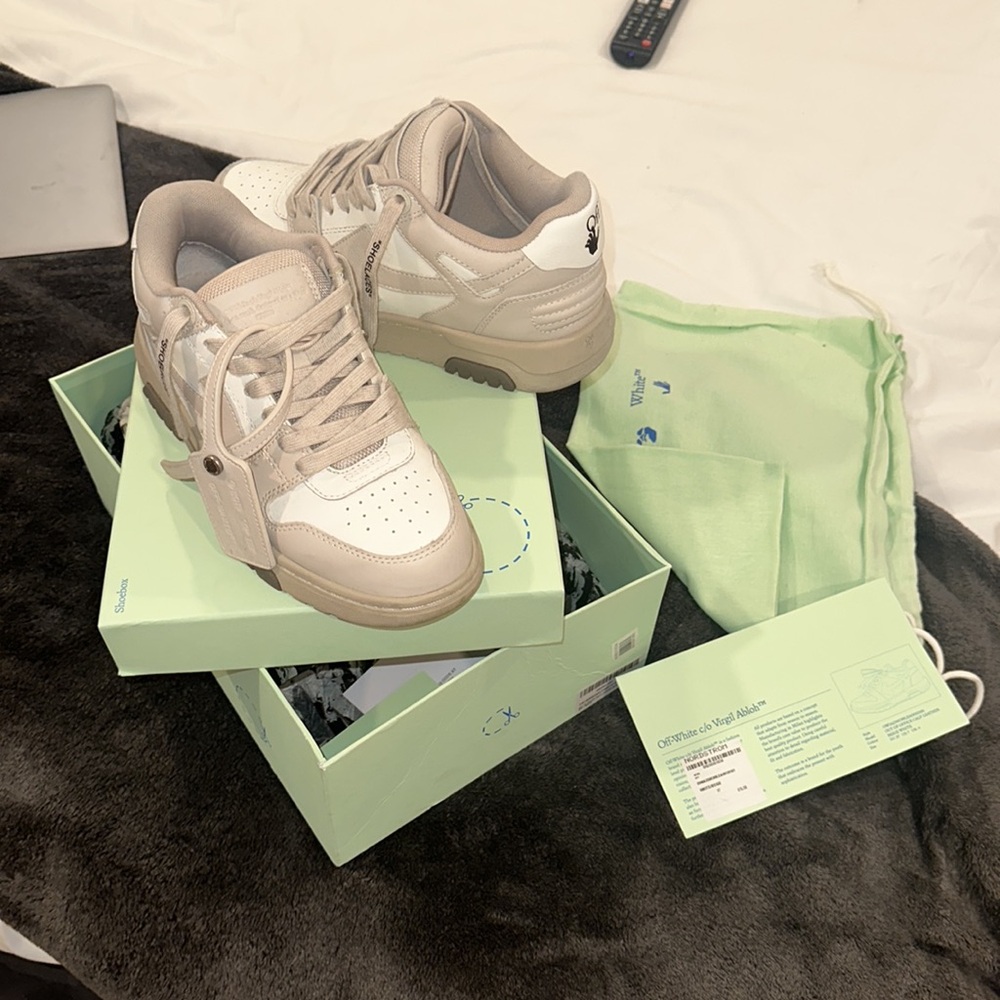 Off White Out of Office
